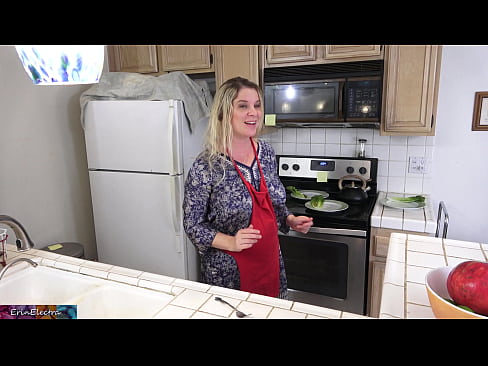 ❤️ Stepmom vachimukama mukitchen before his date pane zvinonyadzisira sn.8kpornvids.ru